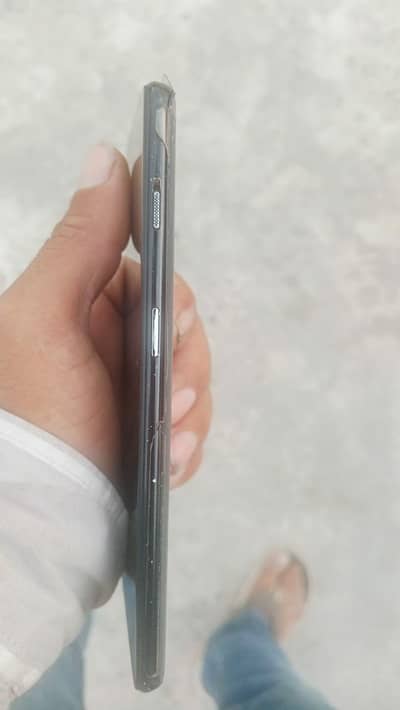 furnt finger ok lush iCondition no falt no upen only mobile phone hi
