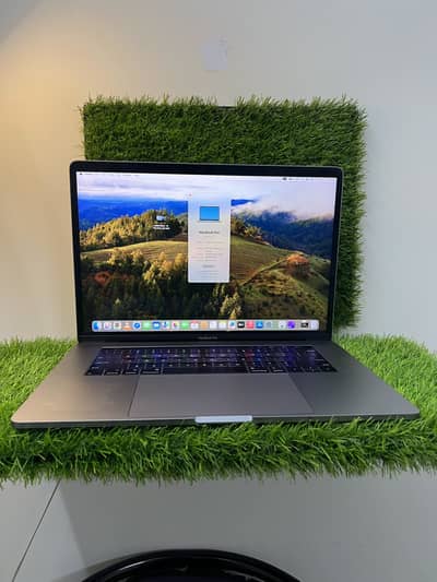 Apple MacBook Pro 2018 |15 Inch | Core i7| 16 GB RAM | 256 Gb SSD US I