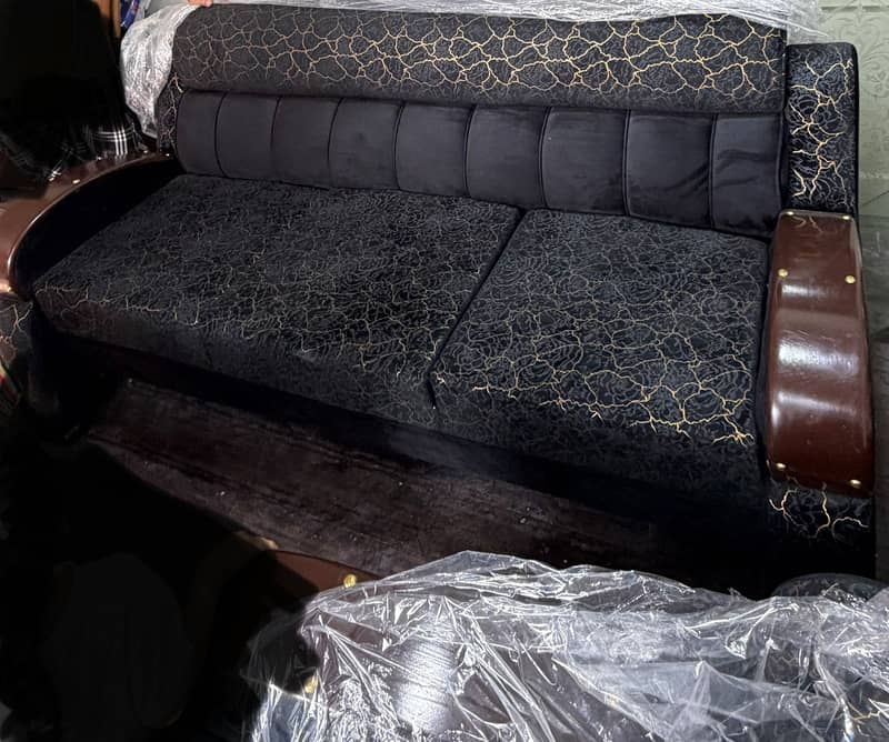 Sofa set 0