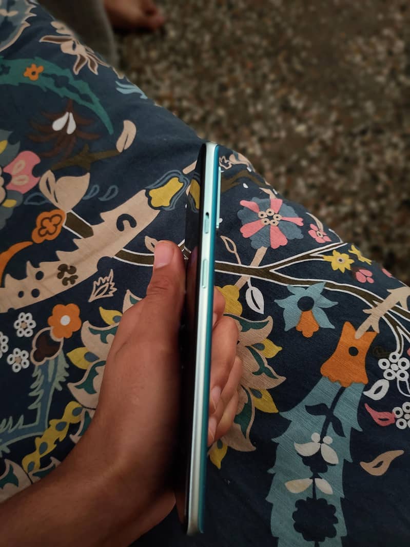 one plus 8 t 0