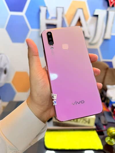 vivo y17 10/10 condition lushh condition