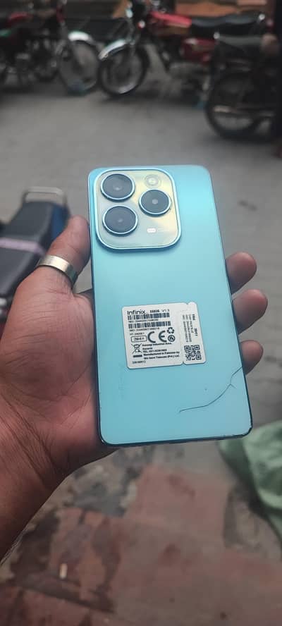 Infinix hot 40 16+256