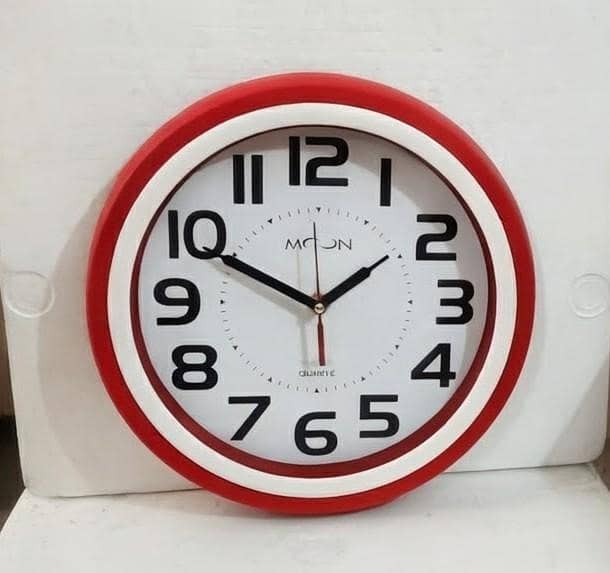 MooN wall clocks 1