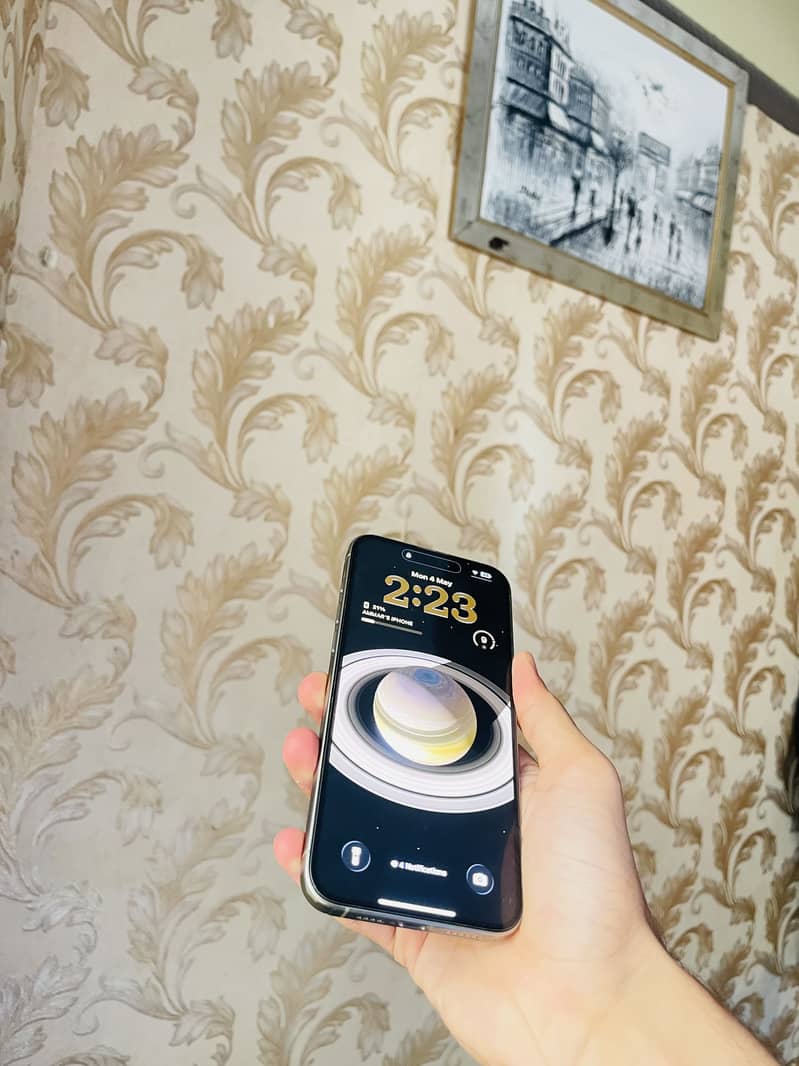 Iphone 15 PRO MAX 6