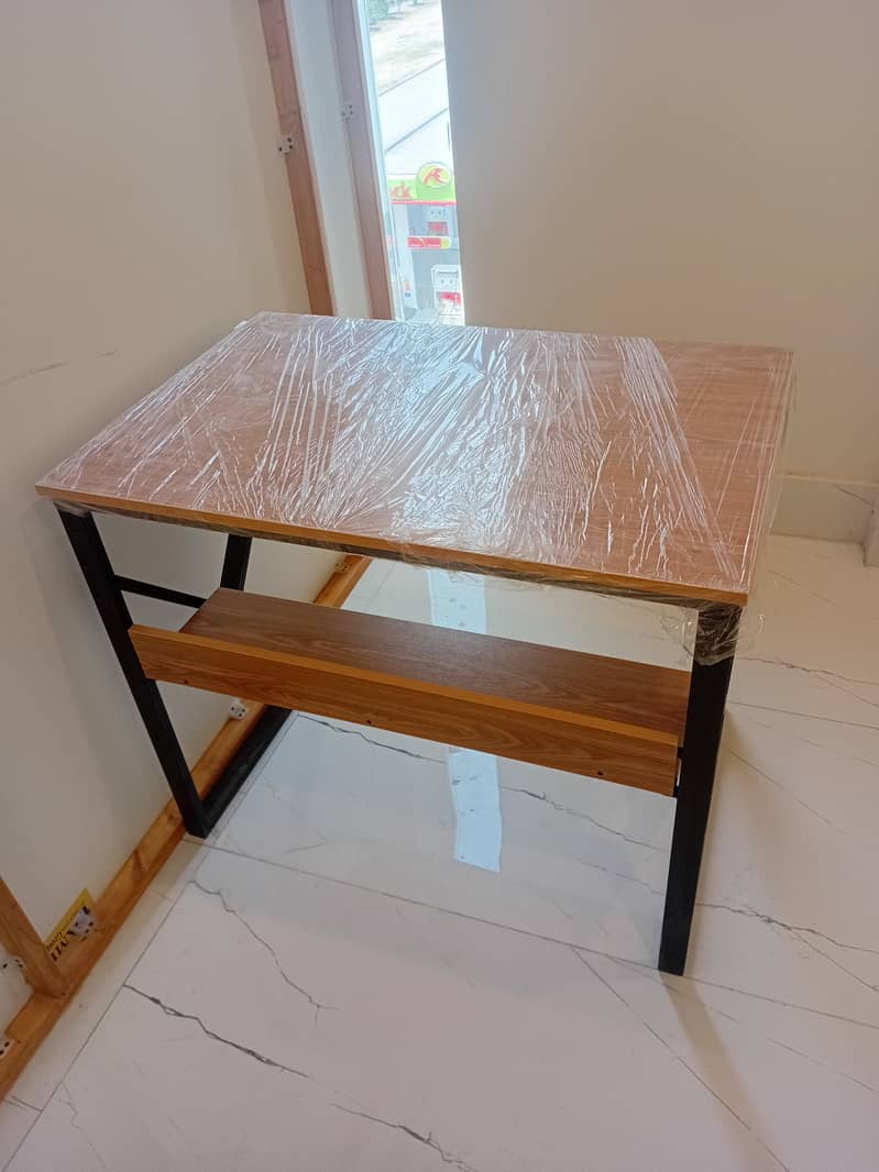 It good quality table 0