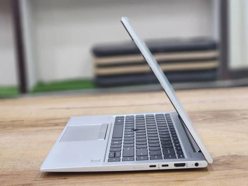 HP MT46 Thin Client 2