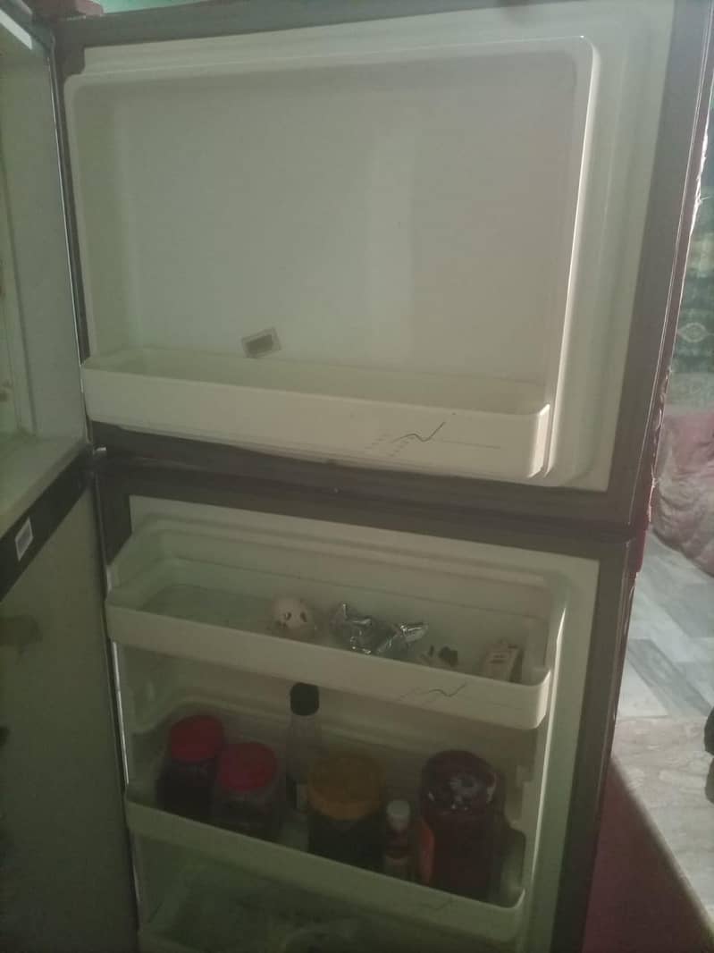 Refrigerator 4