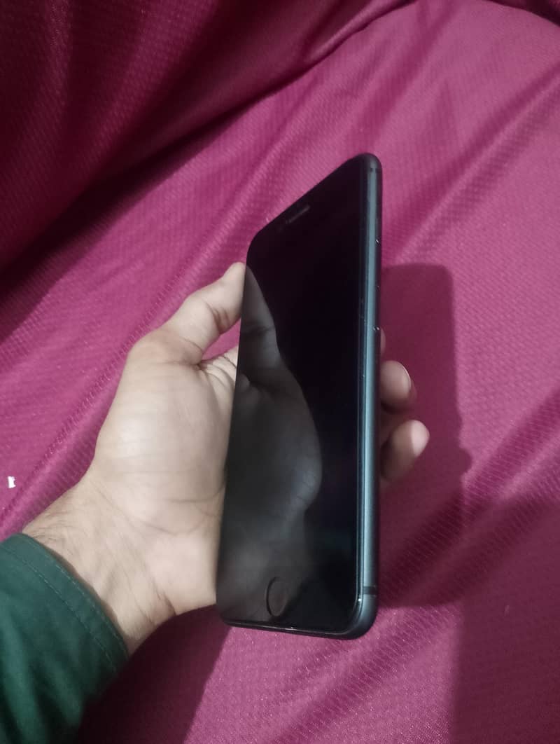 iphone 8 plus 4