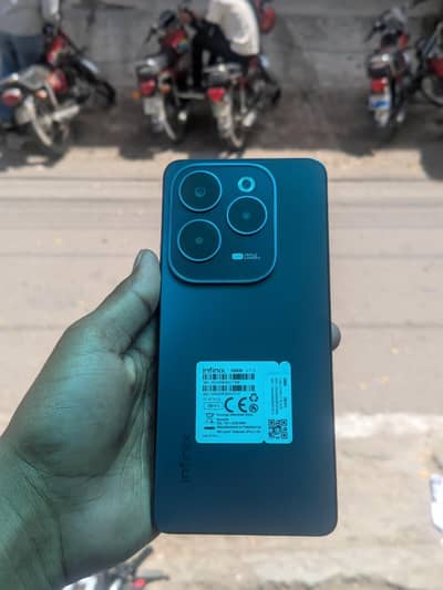 Infinix HoT40 4G box timber charger
