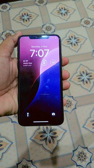 iPhone 11 Pro Max – Face ID OK – True Tone – Bypassed – 8/10 – 55K 