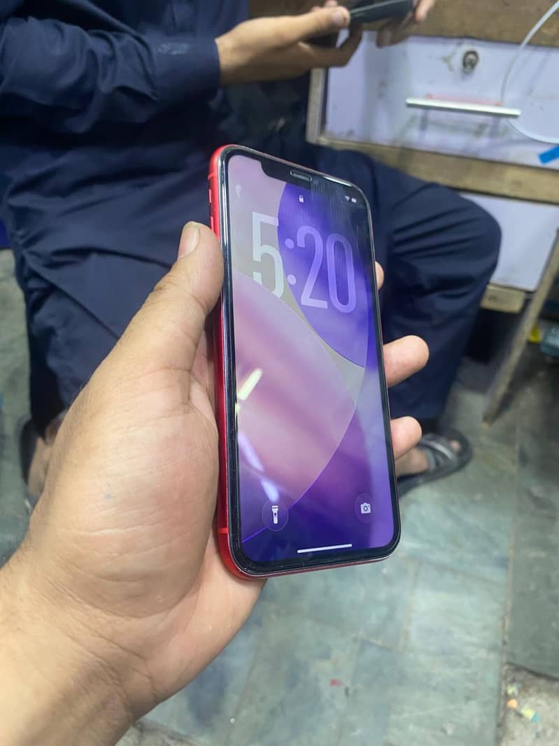 iPhone 11 2