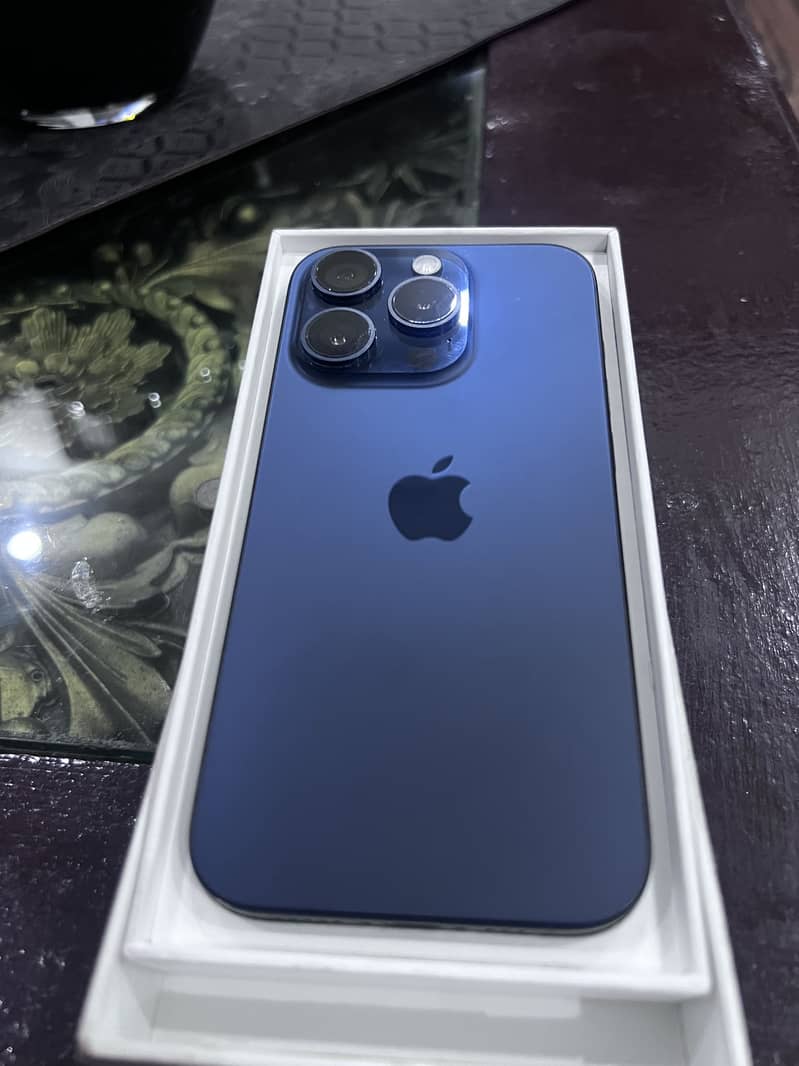 Iphone 15 pro 4