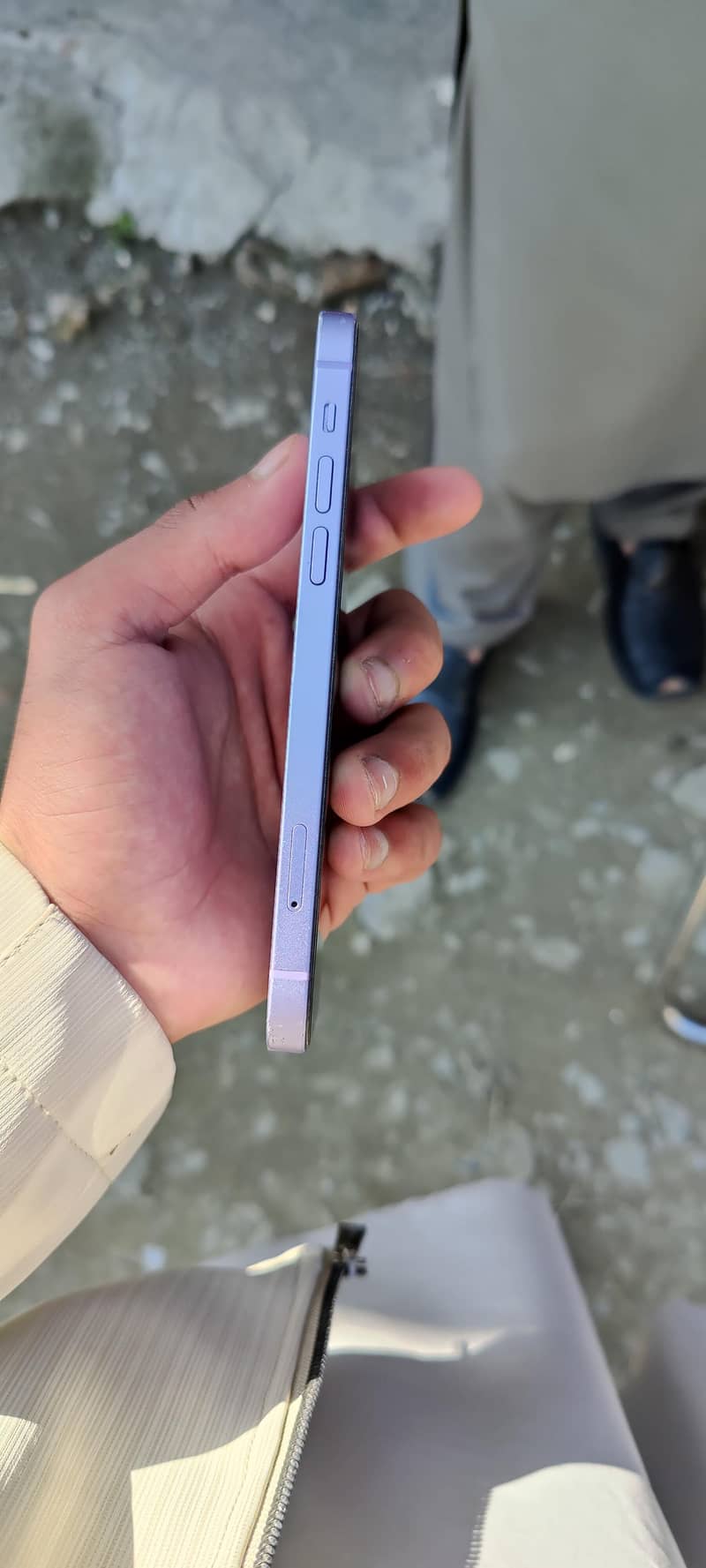 iphone 12 4