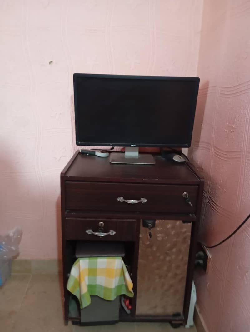 COMPUTER USED 0