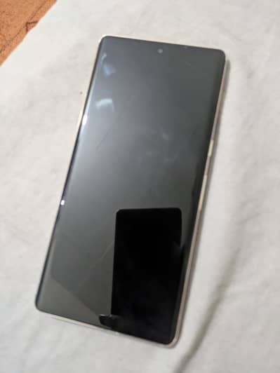 Google pixel 7 pro  12 gb ram 128