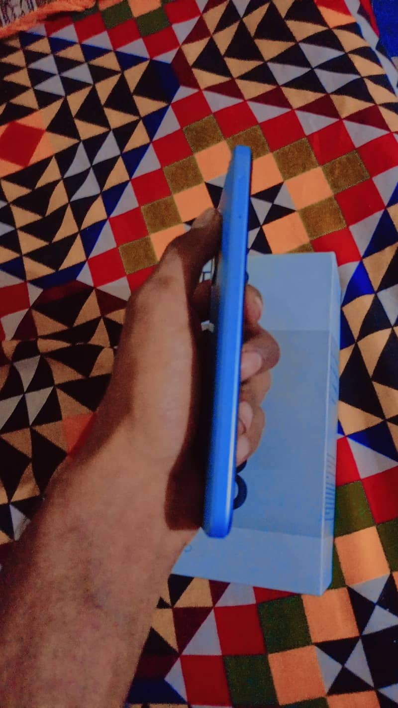 oppo A18 4