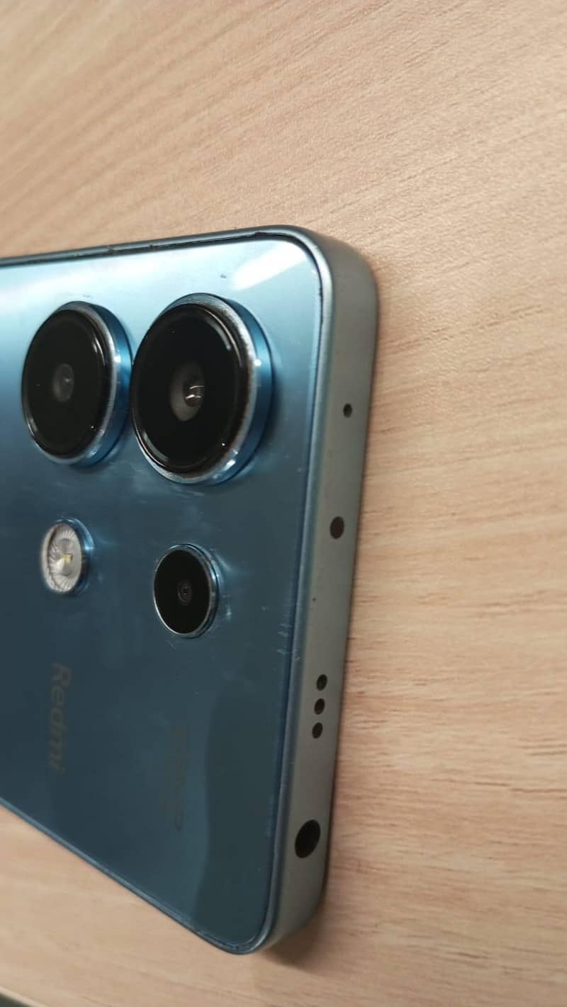Redmi note 13 8/256 0