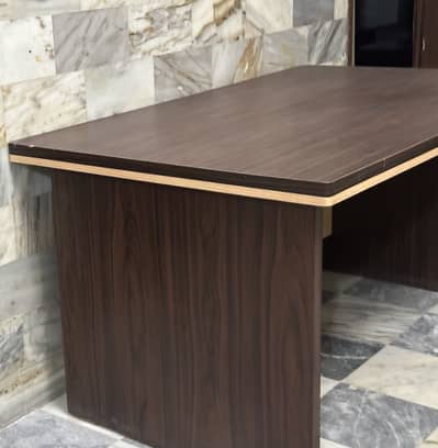 Office table