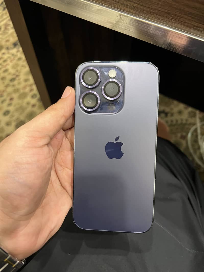 iPhone 14 Pro 4