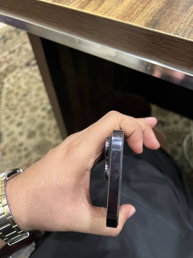 iPhone 14 Pro 6