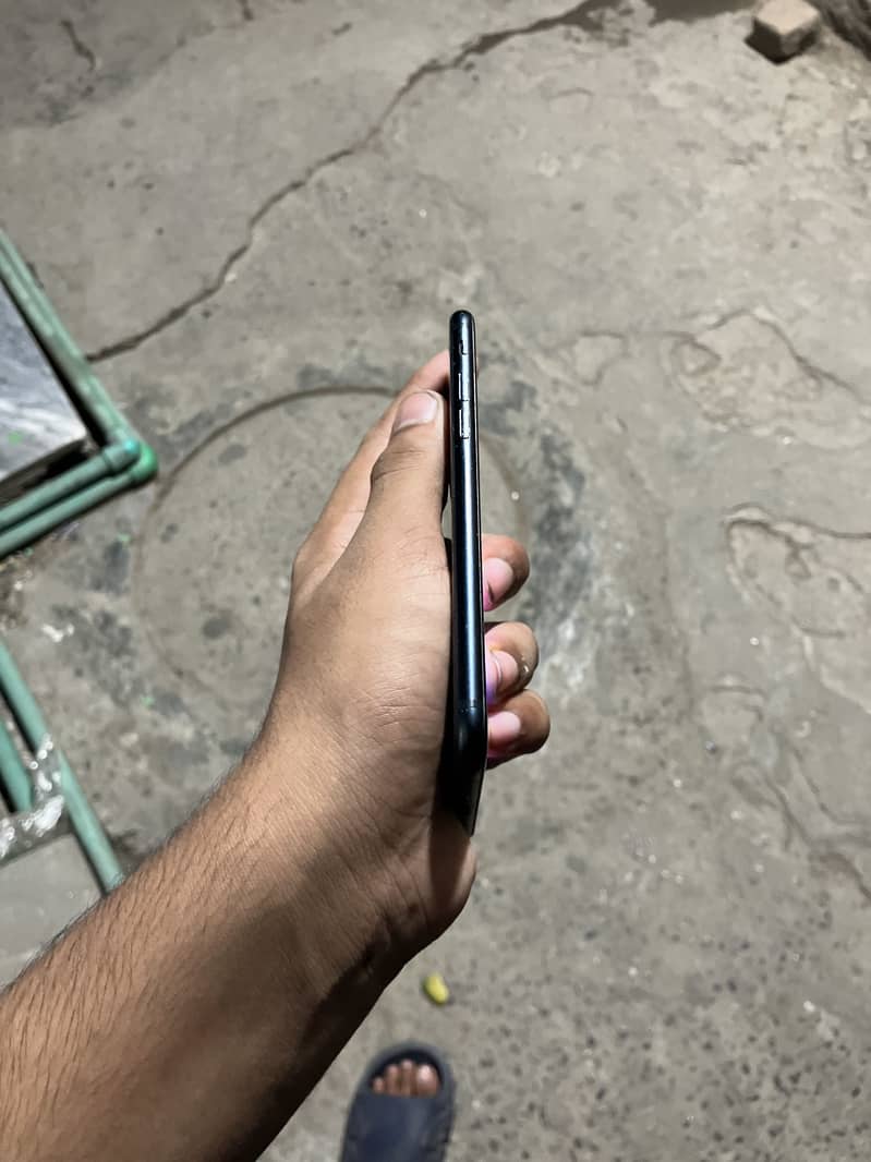 Iphone se 3rd generation 2