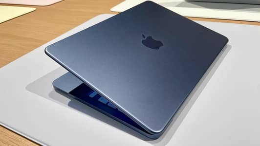 Macbook Neo 256gb Indigo color Box Pack