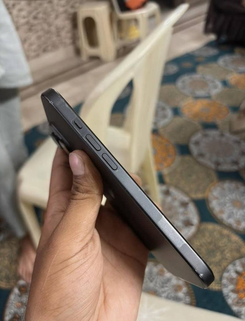 Iphone 15 2