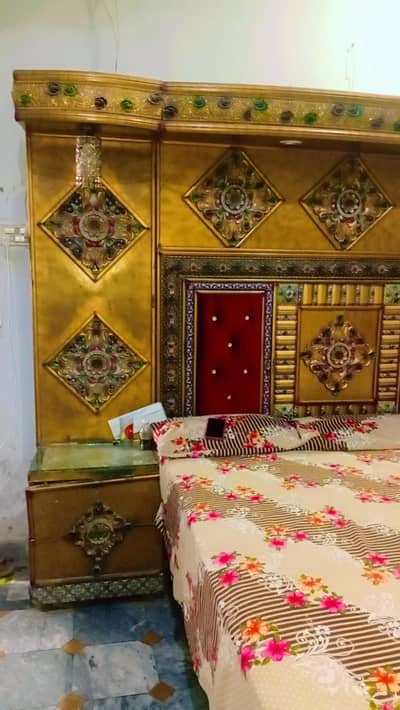 complete Bed and Dressing sliding mirror