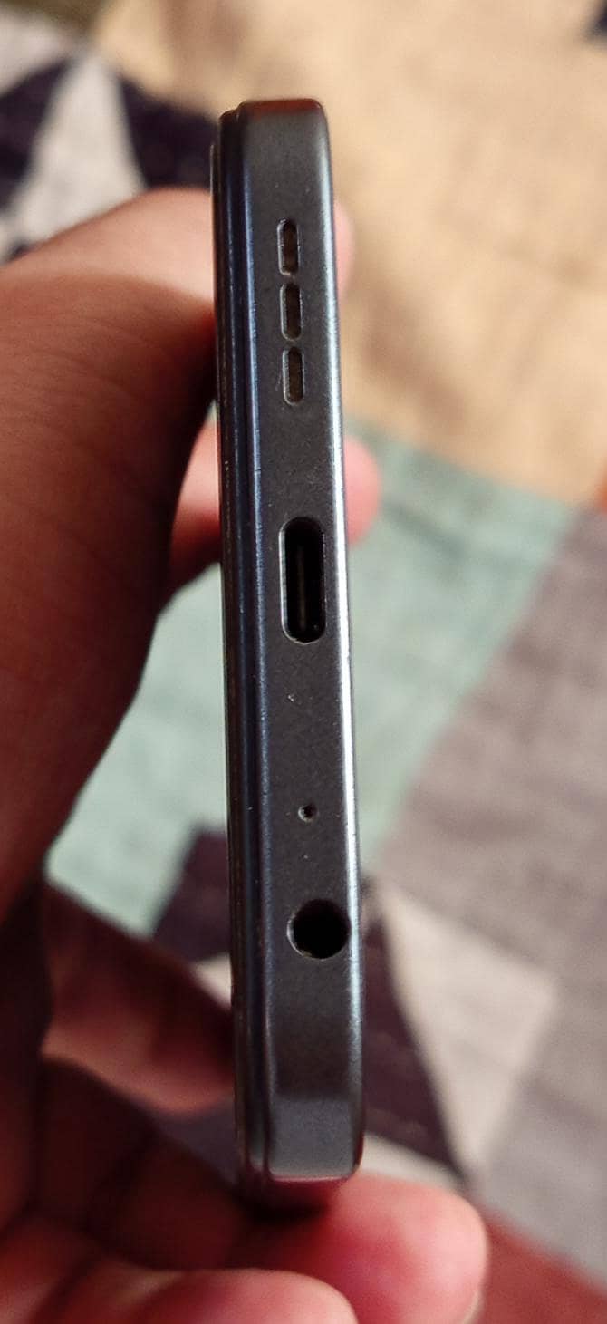 Tecno Spark 40 2