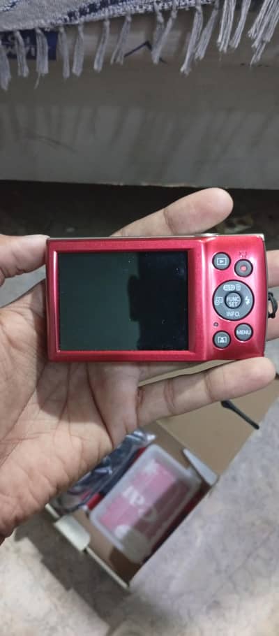 Canon IXUS 185