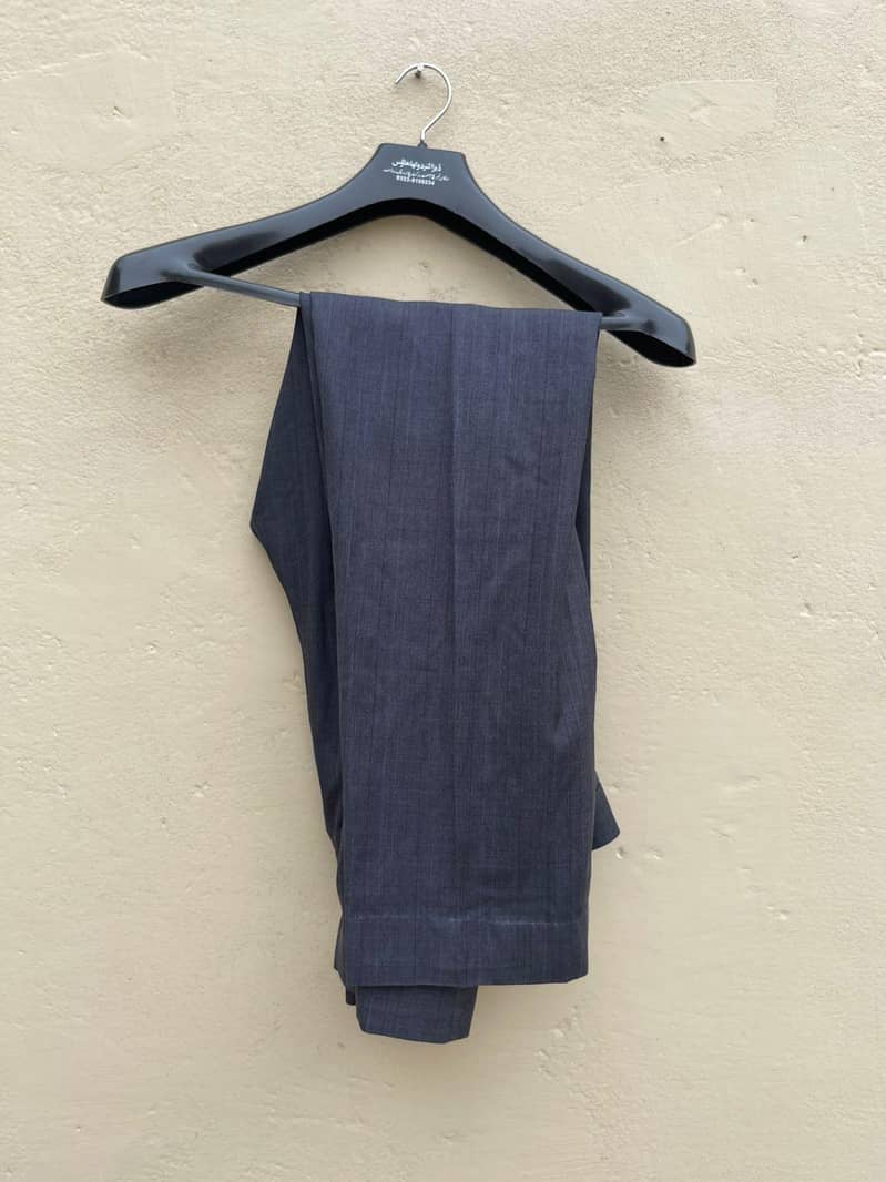 2 Piece Suite 1