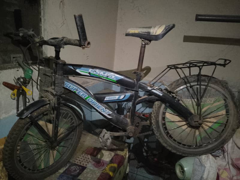 Super Orient bicycle. 3