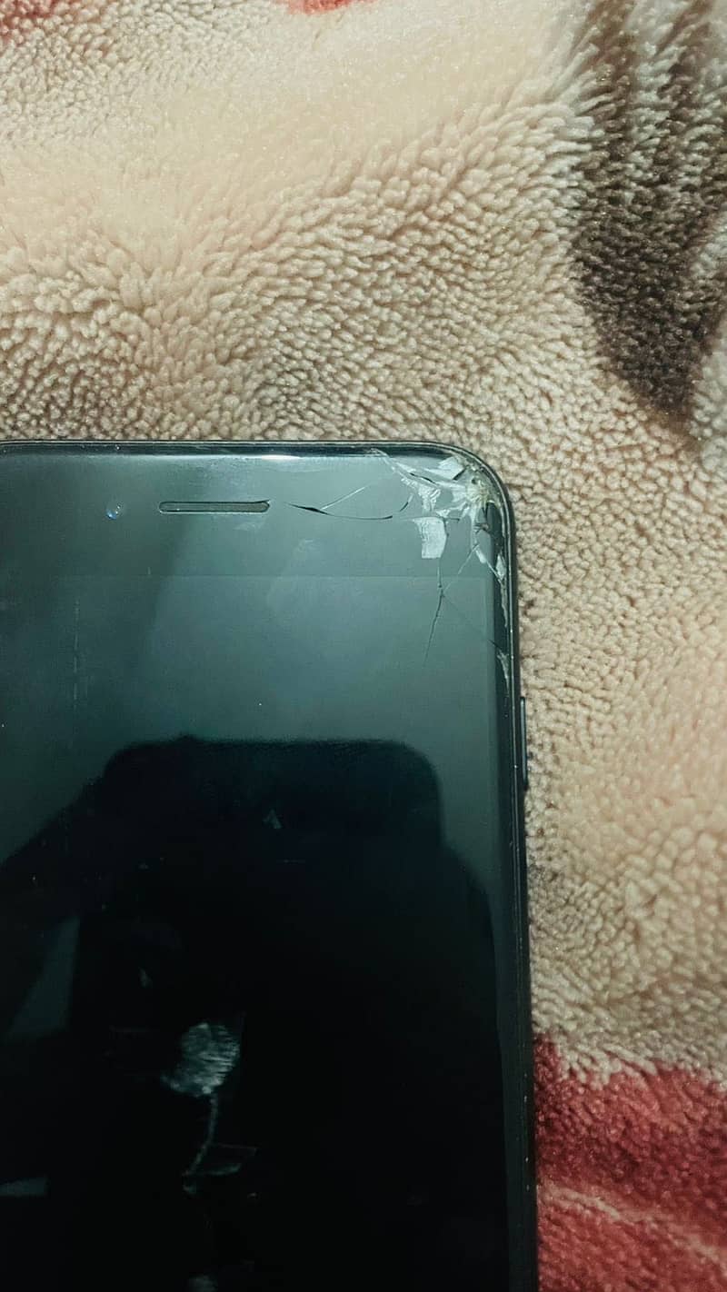 iPhone 7 0
