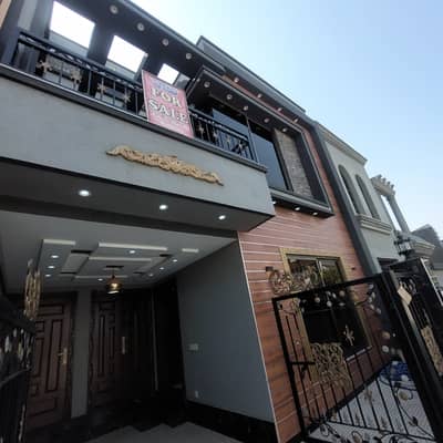 5 Marla Brand New House Available for Sale in CC Block
