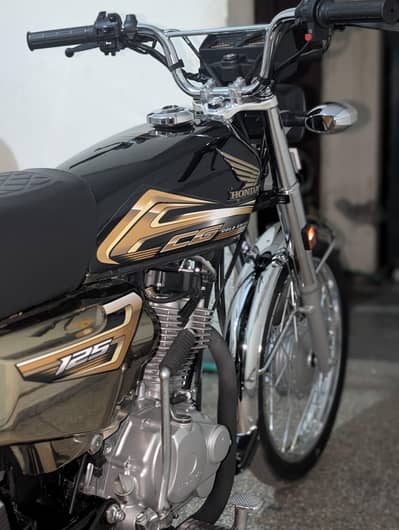 Honda cg 125 gold edition