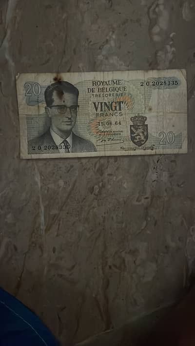 Collection of currency notes total 44 notes