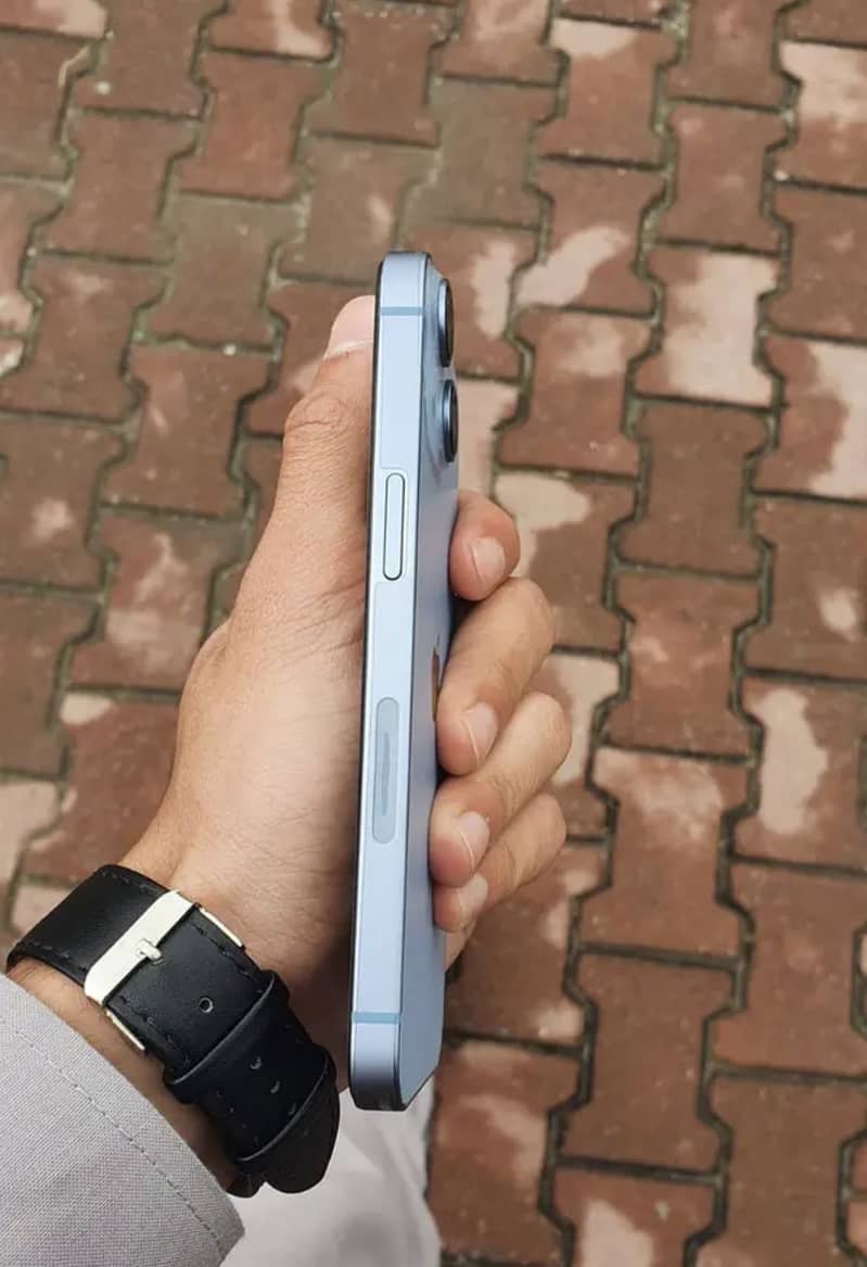 iPhone 14 Jv 1