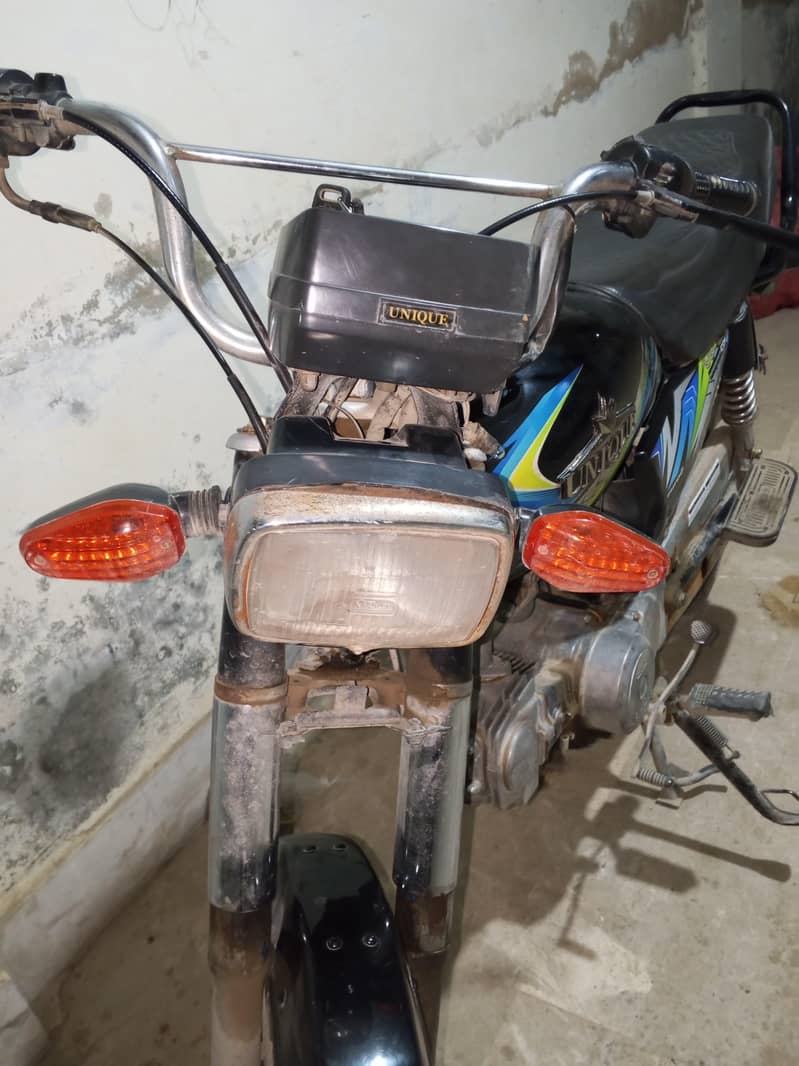 UNIQUE 2021 MODEL , FIRST OWNER 8