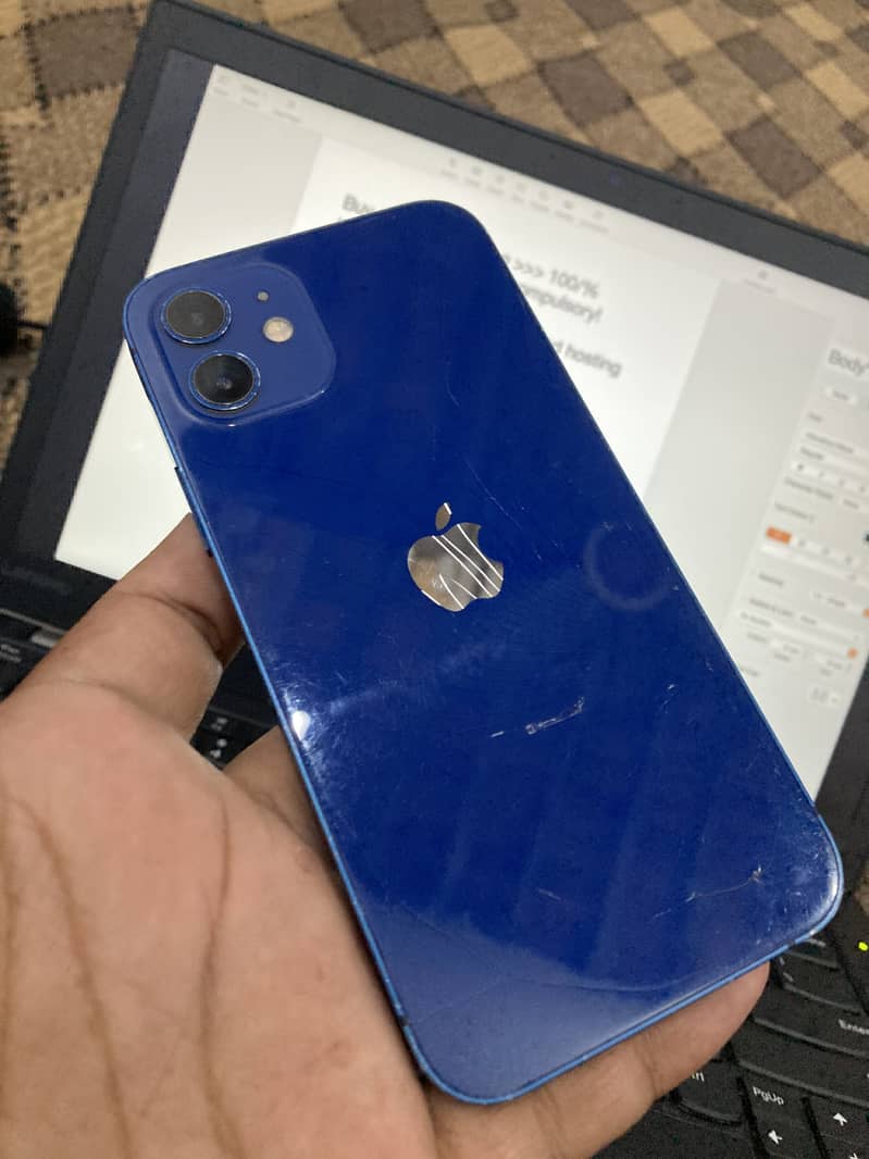 iPhone 12 4