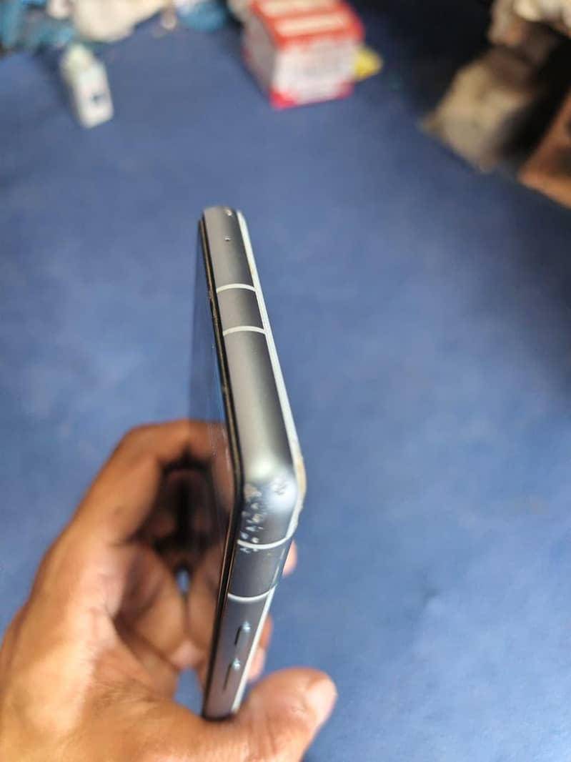 google pixel 7A 3