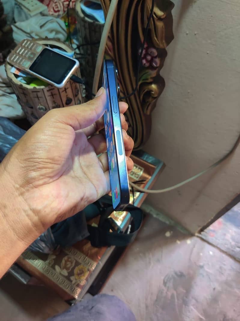 Iphone 15pro jv 8