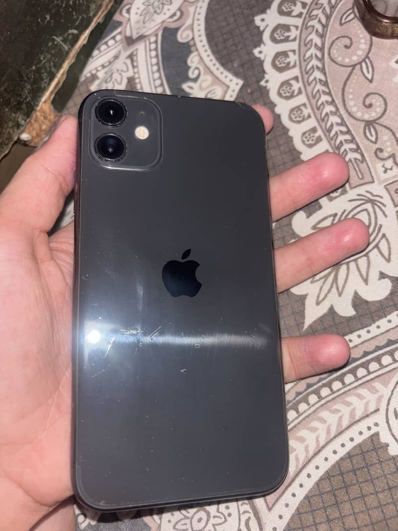iPhone 11 5