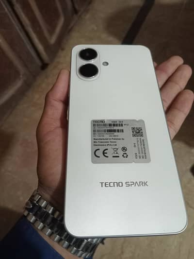 Tecno km4