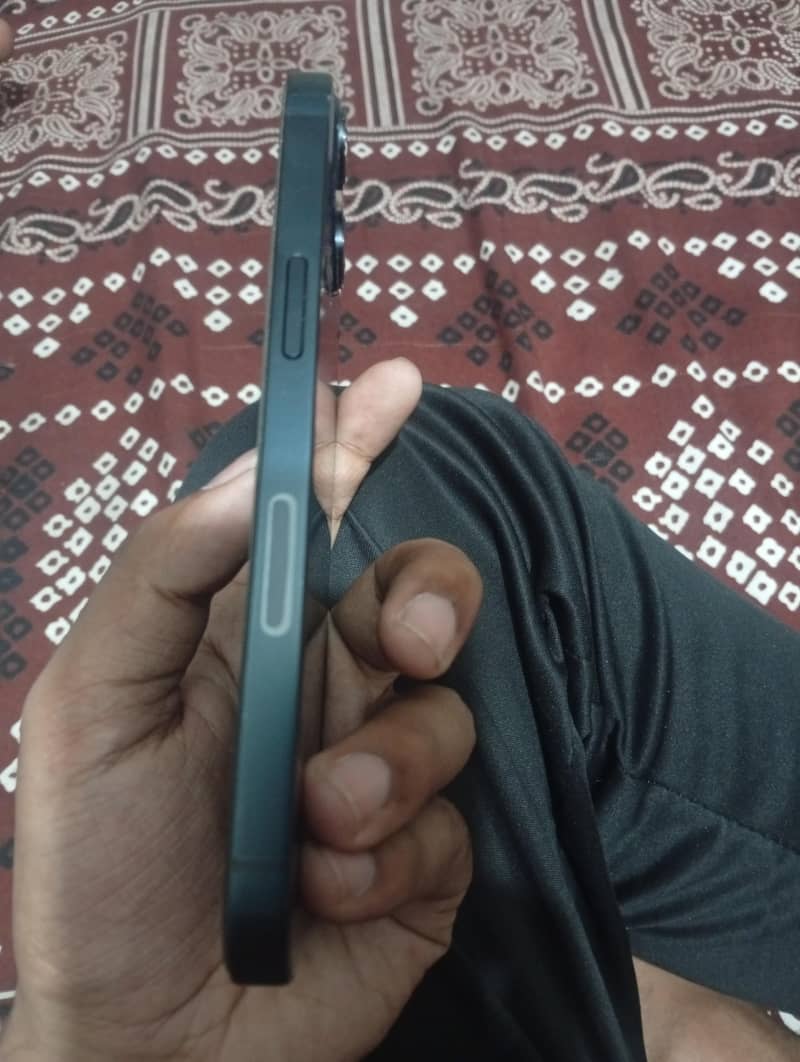 iPhone 13 FU 2