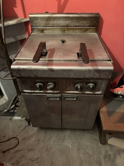 Lincat Twin Basket Deep Fryer