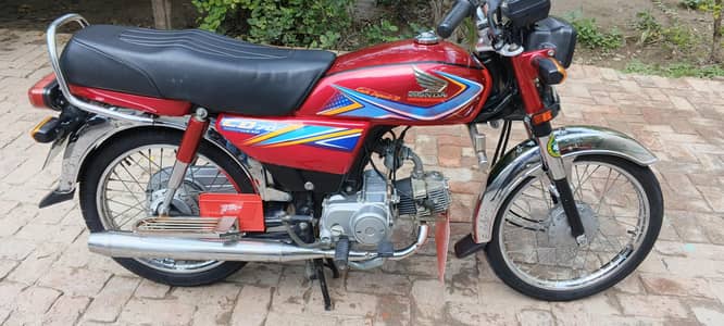 Honda CD70 2019