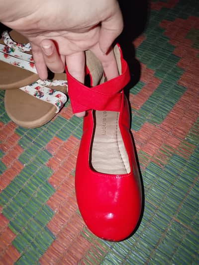 red shoes