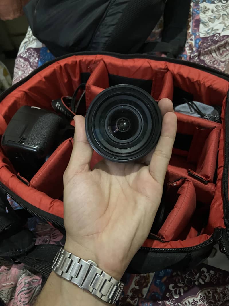 Cannon 700D 0