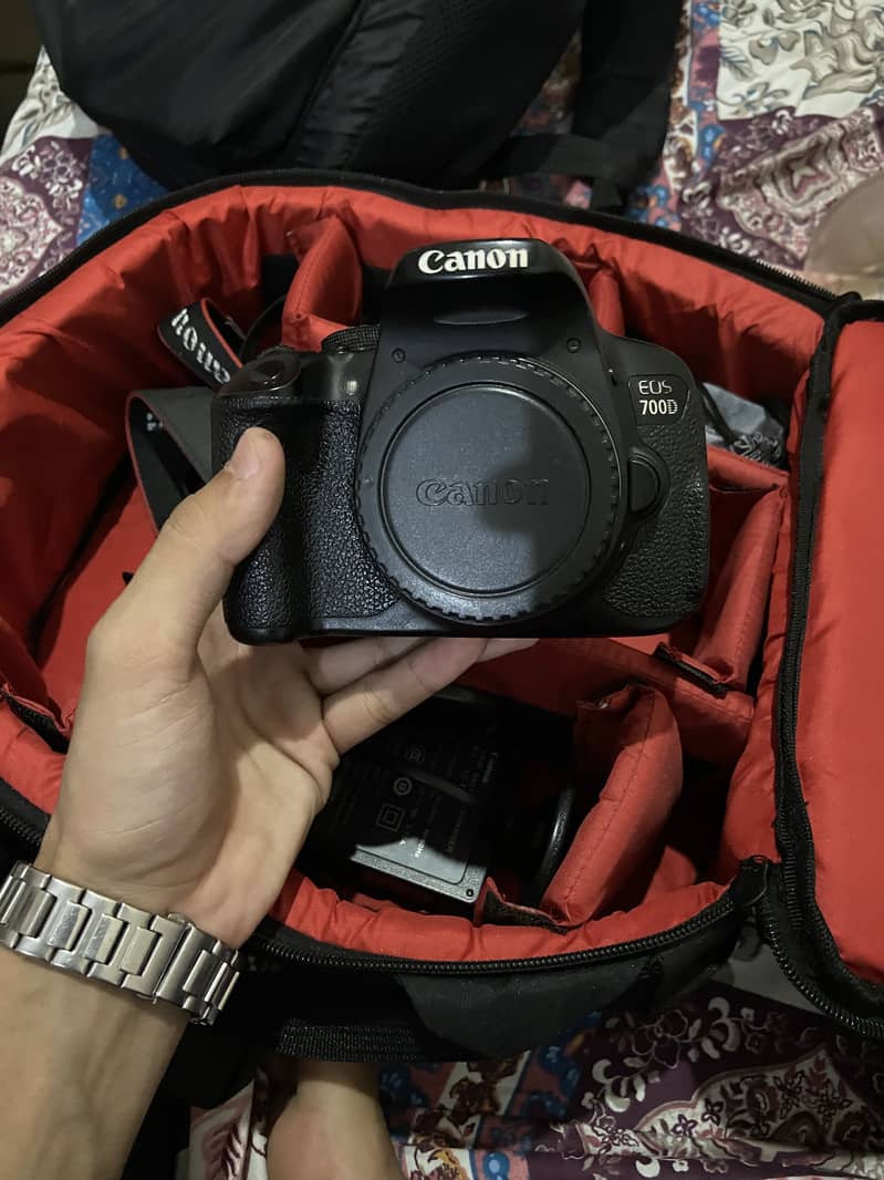 Cannon 700D 7