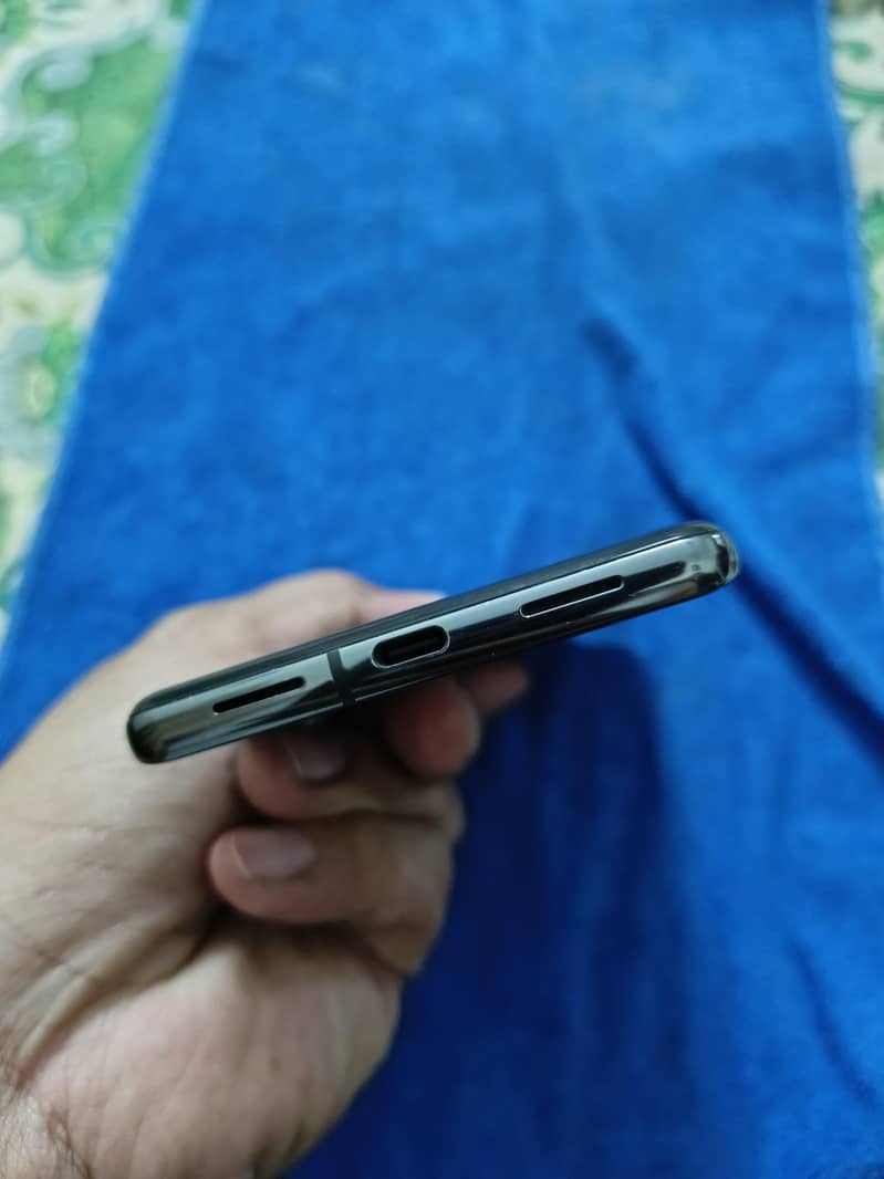 Google Pixel 7 Pro 6
